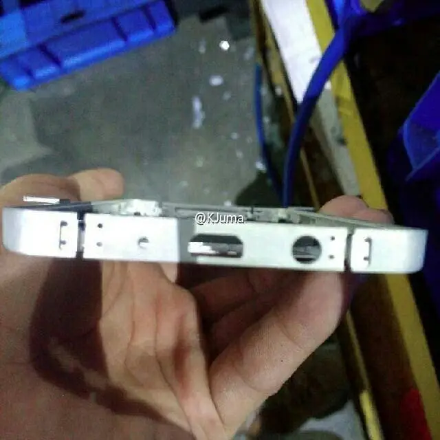 Purported leaked Meizu ME5 chassis as standard USB and new headphone jack location