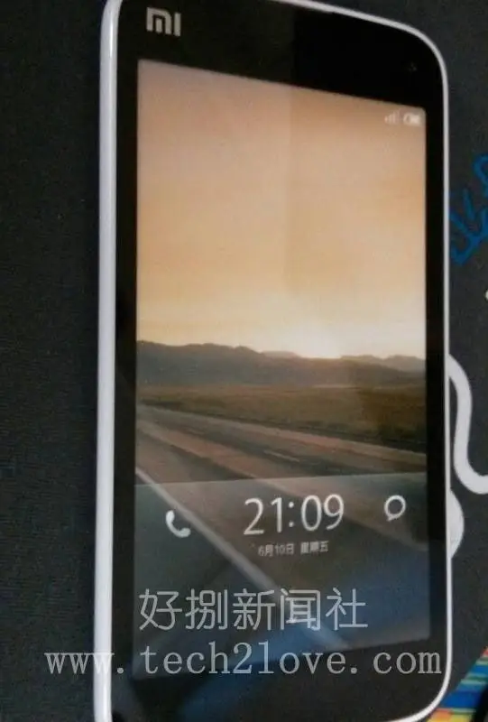 Xiaomi Mi2s youth spy photo, shows refreshed design