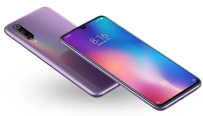 An unfortunate owner of Xiaomi Mi 9 received the phone without LED flash