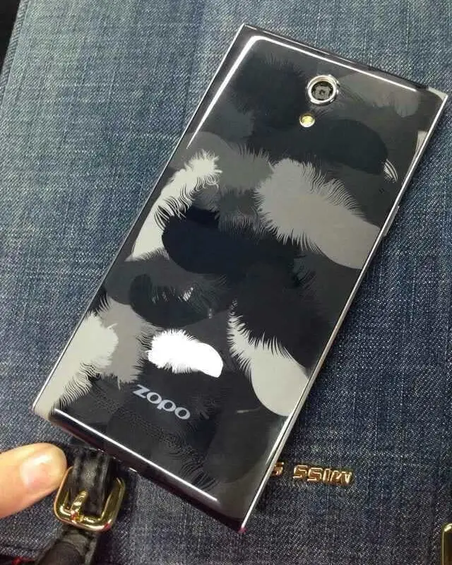 Leaked: First real photos of the Zopo ZP920 are in!