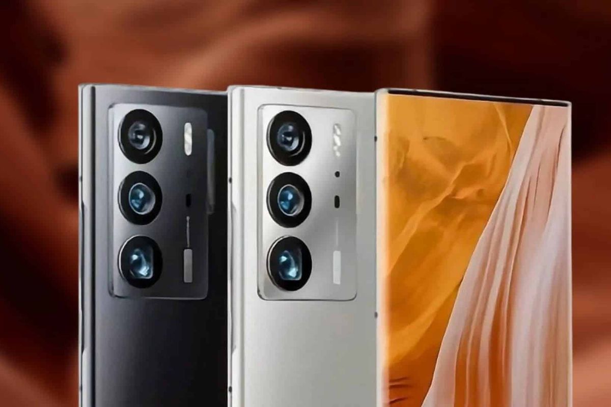 ZTE Axon 40 Ultra Poster Displays 3 x 64MP Main Cameras and More