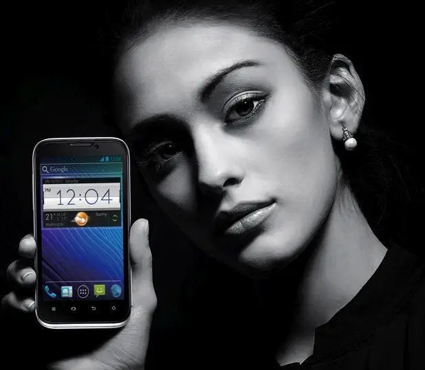 ZTE Era Quad Core Phone Launched at MWC
