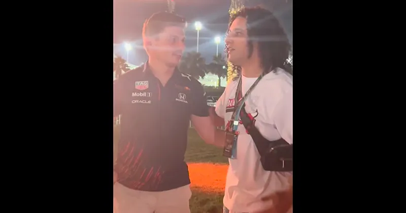 Video. Max Verstappen ongemakkelijk door rappende Ali B