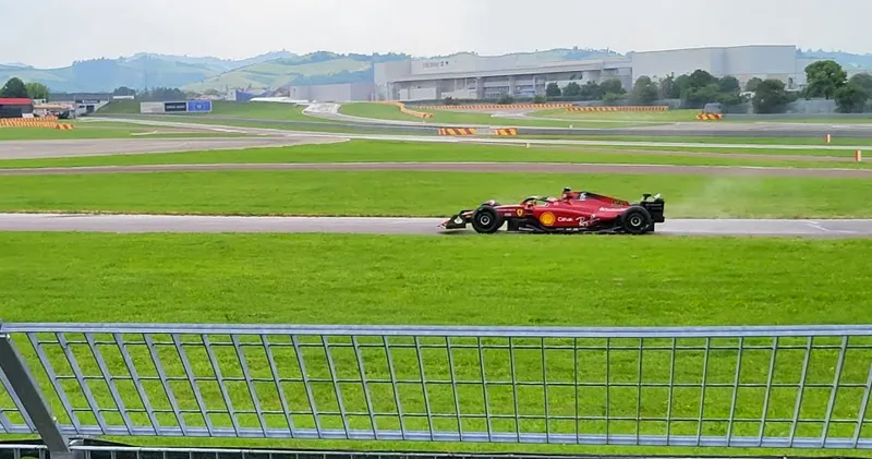 Video. Carlos Sainz spint tijdens besloten Ferrari-test