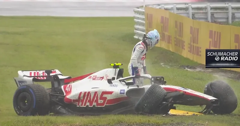 Video. Mick Schumacher crasht in Japan na eerste vrije training