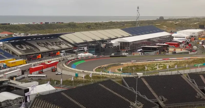 Video. Paddock en pitstraat op Circuit Zandvoort bijna klaar voor gebruik