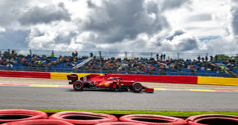 Ferrari één-twee tijdens tweede vrije training in Zandvoort