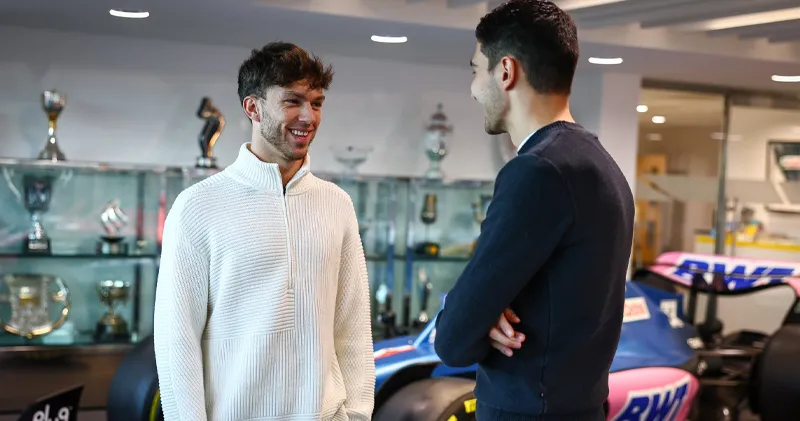 Alpine deelt eerste foto's van Pierre Gasly in teamkleding