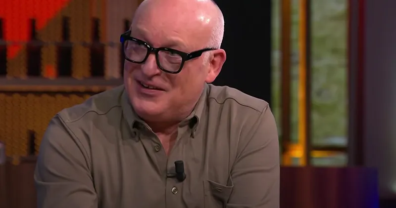 Video. René van der Gijp: 'Hamilton schijt in zijn broek'