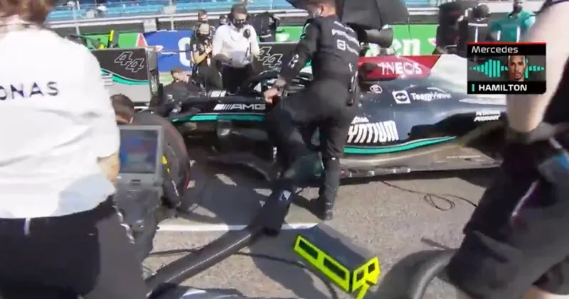 Video. Lewis Hamilton beschuldigt Red Bull: 'Ze kwamen kijken'