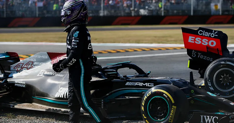 Britse analisten over crash: 'Opzet in het spel bij Max Verstappen'