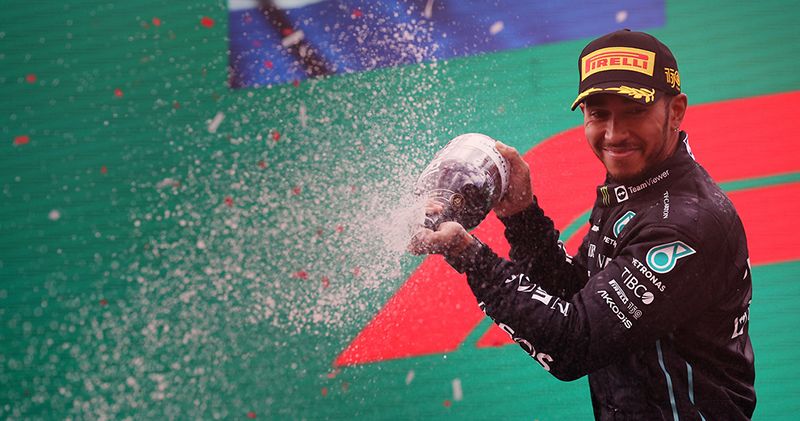Damon Hill twijfelt over toekomst Hamilton in de Formule 1: 'Wat houdt hem nog hier?'