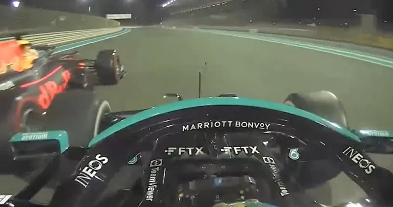 Video. Board-radio van Lewis Hamilton in laatste ronde: 'Dit wordt gemanipuleerd man!'