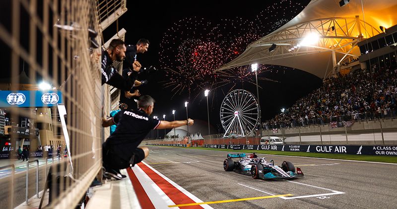 Mercedes-baas van mening dat Hamilton achtste wereldtitel ontnomen is: 'Dat weet iedereen'