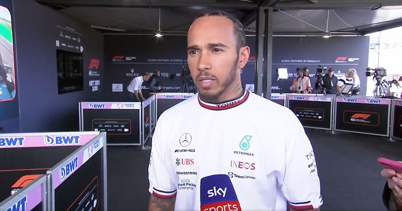 Video. De reactie van Lewis Hamilton na zijn crash met Fernando Alonso