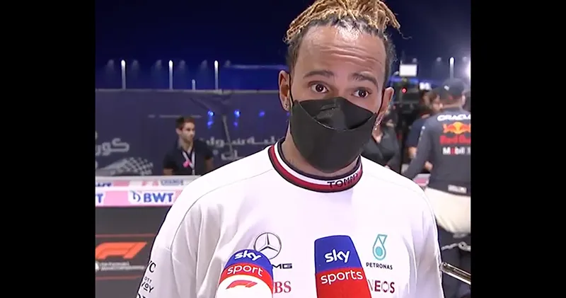 Lewis Hamilton na deceptie in Jeddah: 'Moet met het team spreken'