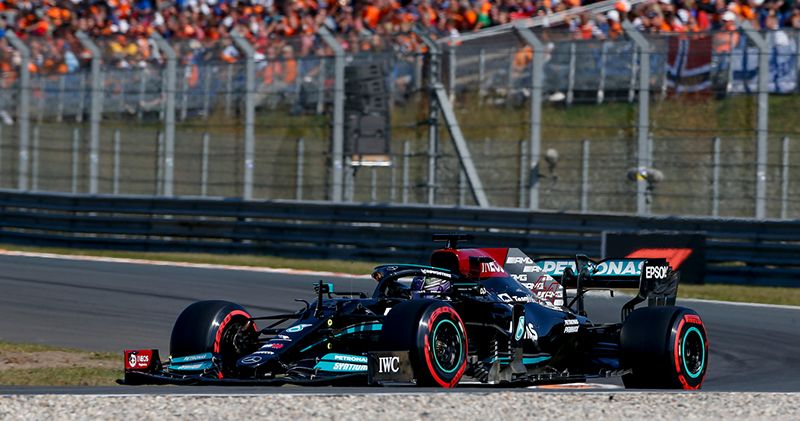Lewis Hamilton ontkomt niet aan gridstraf na motorproblemen in Nederland