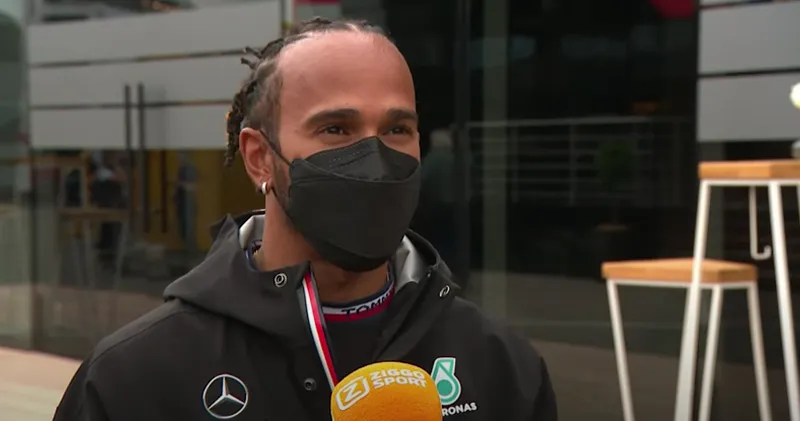 Video. Lewis Hamilton beantwoord vragen van Nederlandse fans bij Jack Plooij