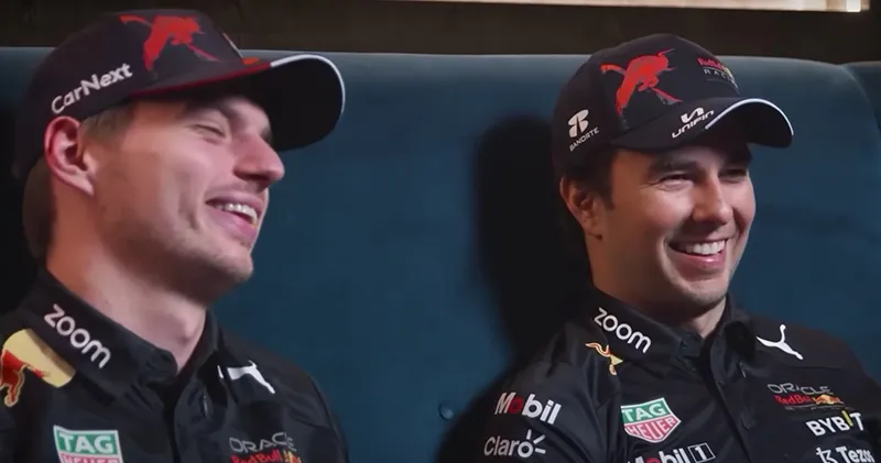 Video. Max Verstappen en Sergio Pérez spelen 'Houden of Ruilen'