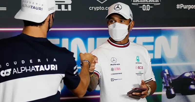 Toto Wolff kritisch over Lewis Hamilton: 'Hij zat te slapen gisteren'