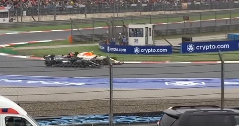 Video. Het gevecht tussen Lewis Hamilton en Sergio Pérez gefilmd vanuit het publiek