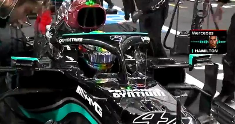 Video. Lewis Hamilton kwaad op team vanwege rode vlag