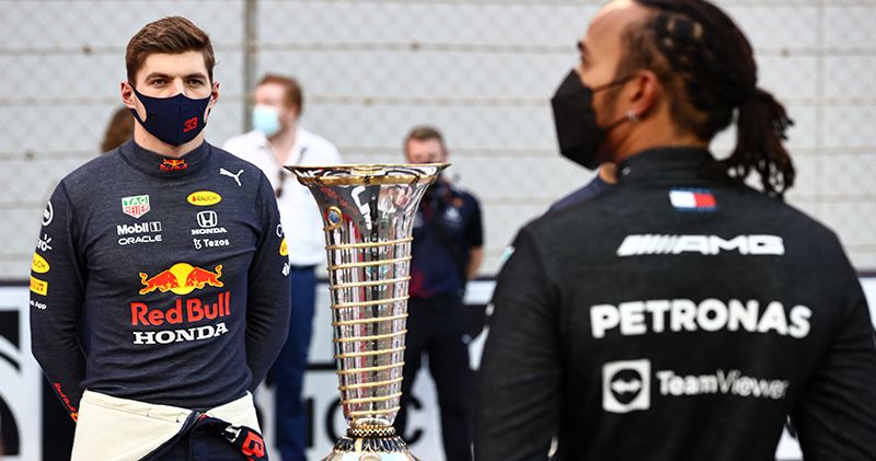 Charles Leclerc geeft Max Verstappen en Lewis Hamilton credits: 'Heeft de sport enorm geholpen'