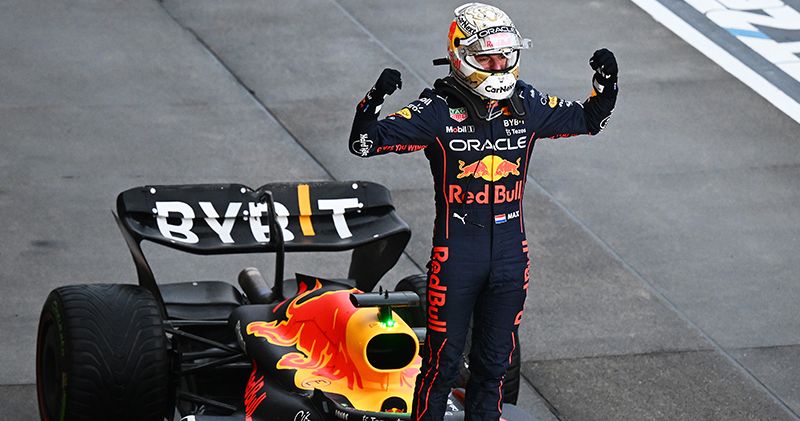 Esteban Ocon looft Max Verstappen na tweede titel: 'Verdient het compleet'
