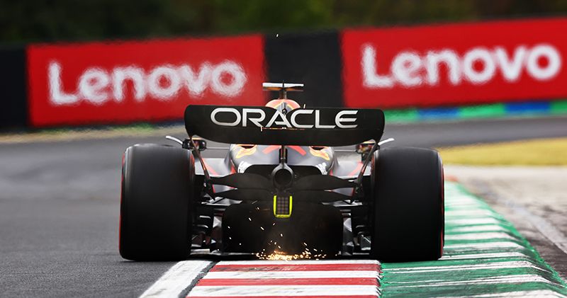 Drama voor Max Verstappen in Hongarije: Honda-motor zorgt voor grote problemen