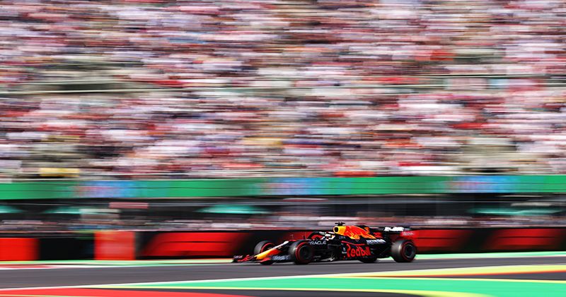 Max Verstappen dominant tijdens tweede vrije training in Mexico