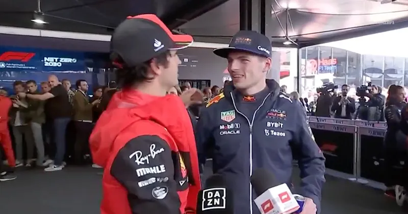 Video. Max Verstappen toont zich een groot sportman na verlies