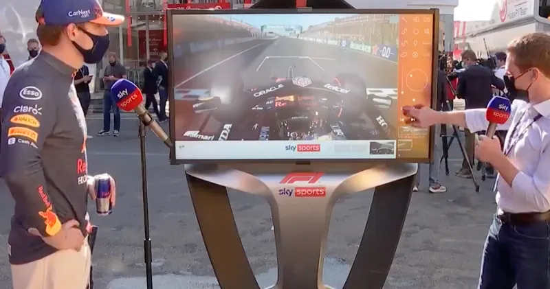 Video. Max Verstappen analyseert zijn pole ronde bij Sky Sports