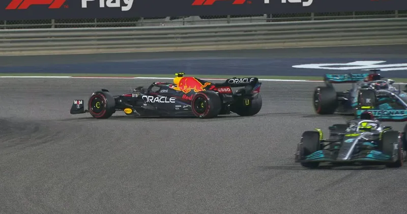 Mercedes reageert op uitvalbeurt Red Bull-coureurs