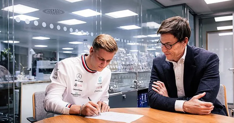 Toto Wolff heeft 'opvolger' van Nyck de Vries al in huis
