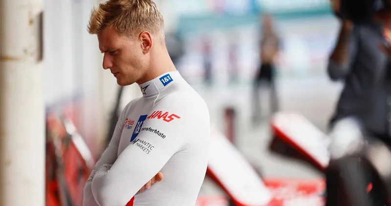 Mick Schumacher niet eens met keuze Haas om hem te vervangen