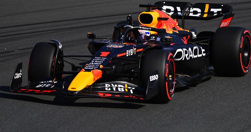 Max Verstappen pakt pole in Zandvoort, Leclerc en Sainz maken top drie compleet