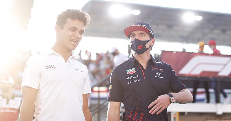 Video. Max Verstappen biedt Lando Norris 'slaapplek' aan in Monaco