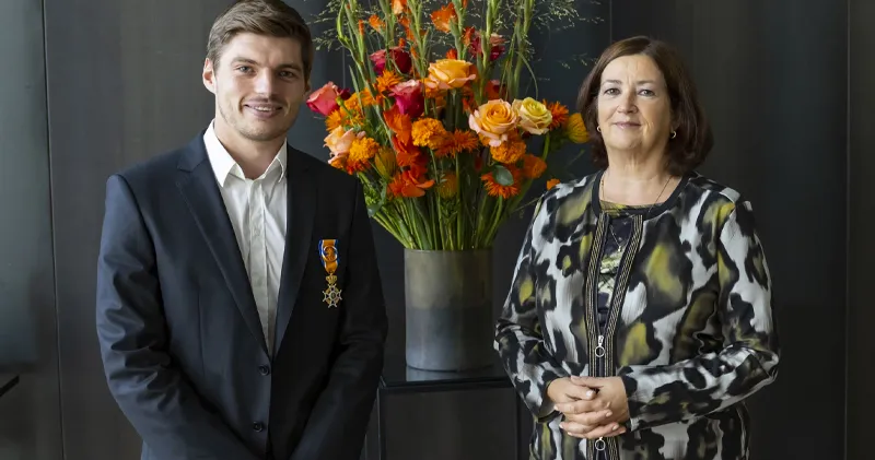 Max Verstappen benoemd tot Officier in de Orde van Oranje-Nassau