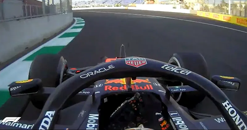 Video. Ga on-board met Max Verstappen over het stratencircuit in Jeddah