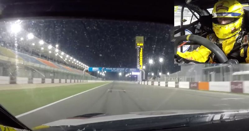 Video. Tom Coronel doet een rondje over het circuit in Qatar