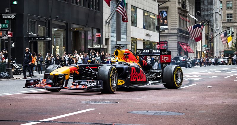 Video. Red Bull Racing ontvangt boete in New York