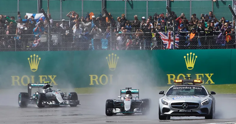 Nico Rosberg over gevecht met Hamilton: 'Hadden een gedragscode'