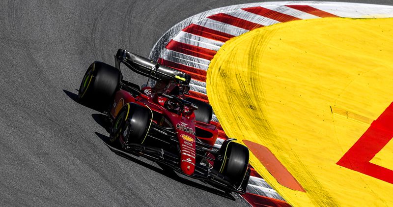 Ferrari vervangt chassis van Carlos Sainz na probleem