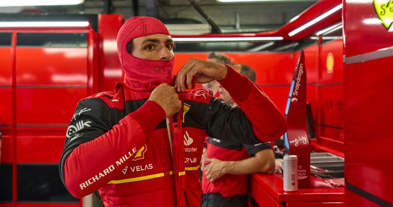 Carlos Sainz neemt gridstraf in Frankrijk na geplofte motor