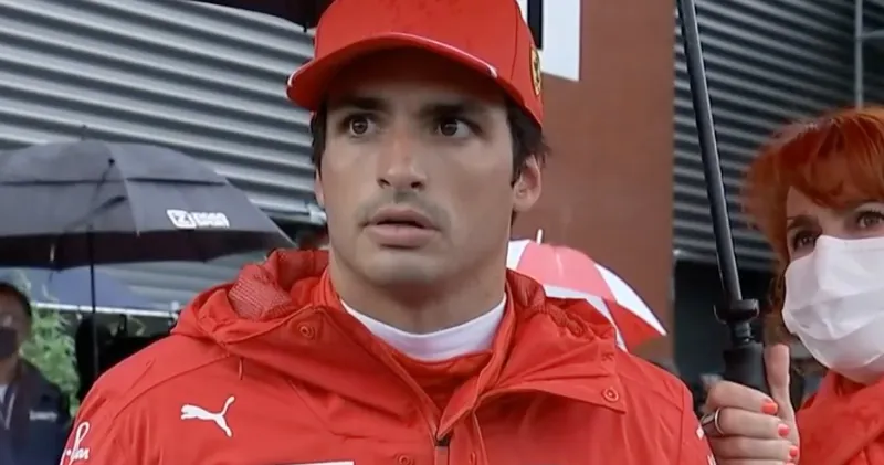 Video. De live reactie van Carlos Sainz op de crash van Lando Norris