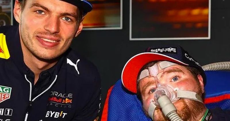 Max Verstappen ontmoet zieke Steven op Silverstone