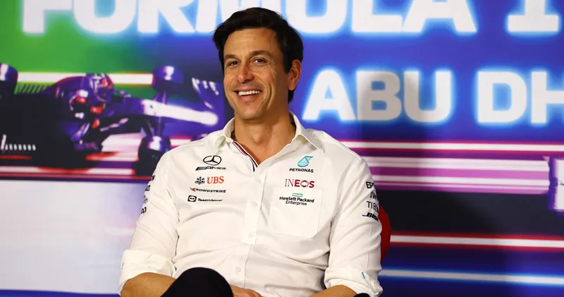 Mercedes-teambaas Toto Wolff nog steeds vol ongeloof over besluit Michael Masi