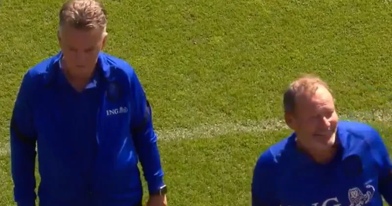 Video. Louis van Gaal maakt Formule 1 belachelijk