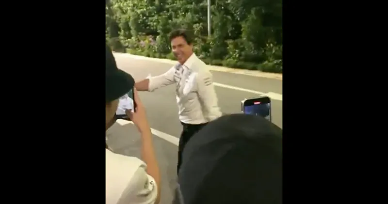 Video. Toto Wolff geeft eindelijk duidelijkheid: 'Was het Michael of Mikey?'
