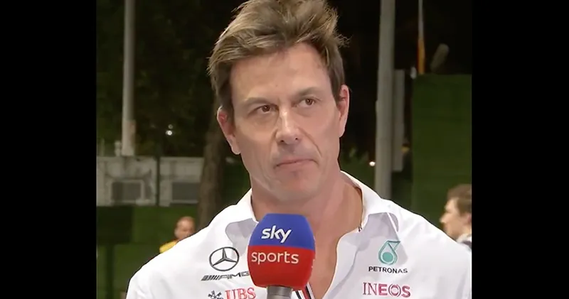 Video. Toto Wolff beschuldigt Red Bull van vals spel: 'Worden al maanden onderzocht'